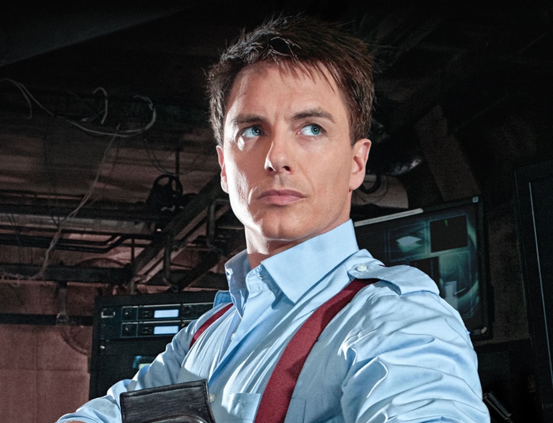 John Barrowman Speaks on Peter Capaldi, Christmas Filming Concludes